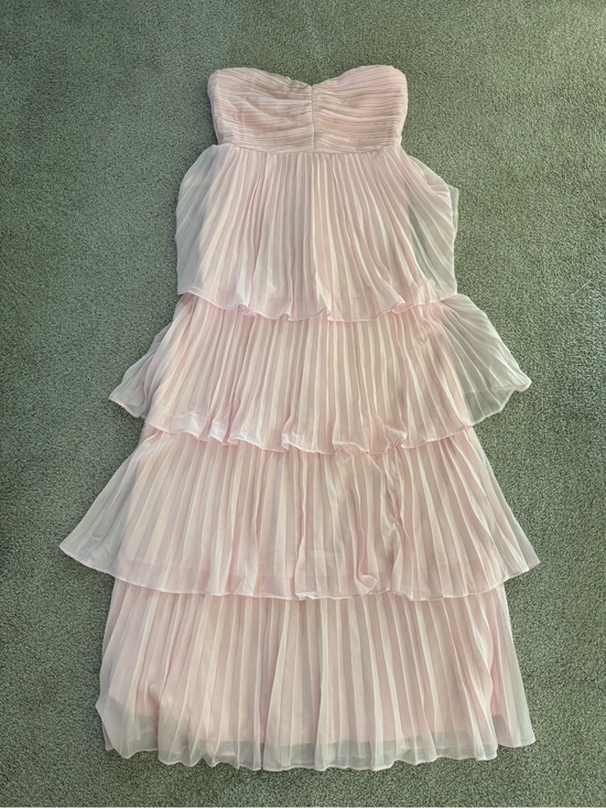 Lulus Dresses & Skirts - Lulu's Soft Light Pink Strapless Dress